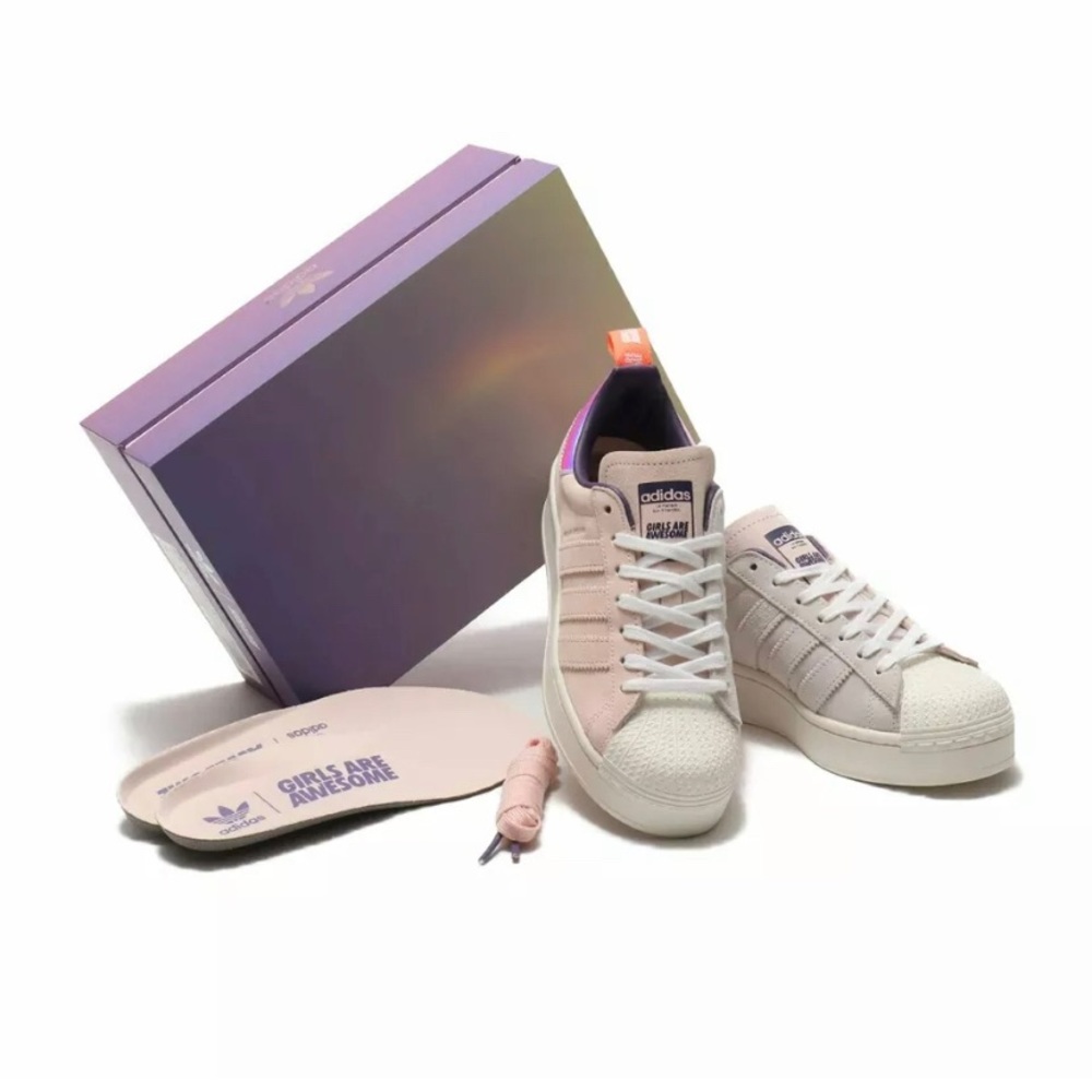 Adidas "Girls are Awesome" Superstar - Ladies 7.5